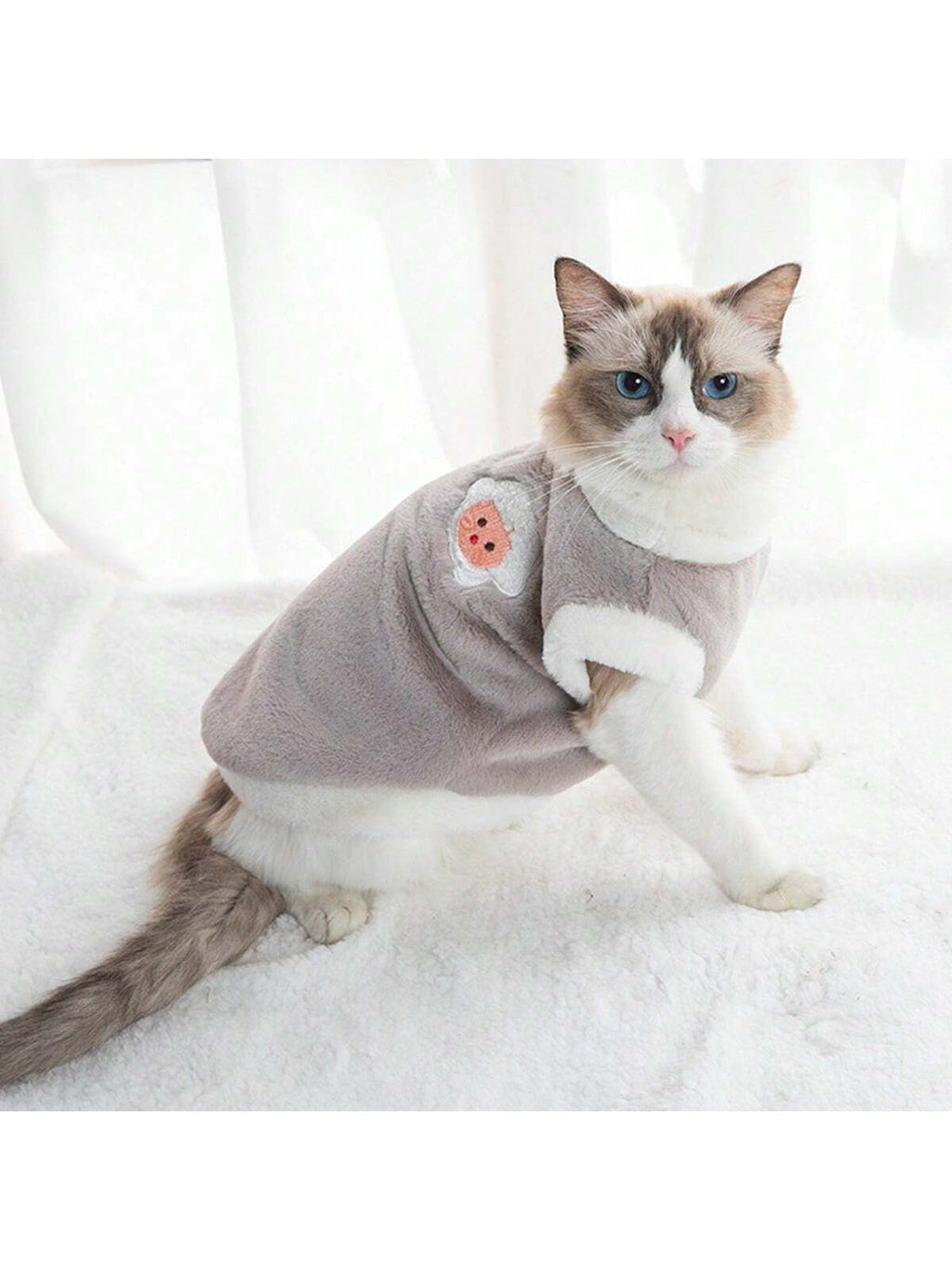Pet Clothes, Cat Clothes, Autumn/Winter Cat Vest, Warm & Cute Plush Cat Outfit