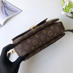 Louis Vuitton POCHETTE MÉTIS